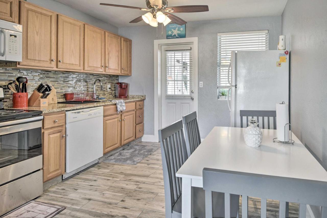 Ormond Beach Home With Screened Porch, Walk To Shore Extérieur photo